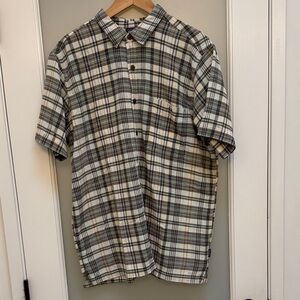 Patagonia cream and black Plaid Button Down men’s A/C Shirt